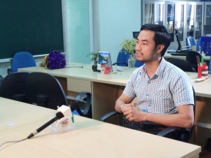 Trước khi có đề thi mẫu, học sinh nên làm gì?