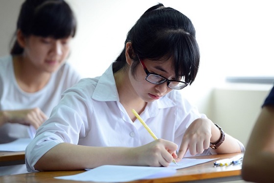 Teen cuối cấp: Thi học kì quan trọng lắm chứ chẳng chơi!