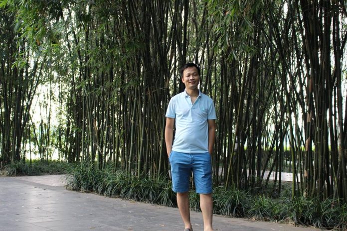 Thầy giáo Vật lí nổi tiếng với biệt danh VUA TRẮC NGHIỆM